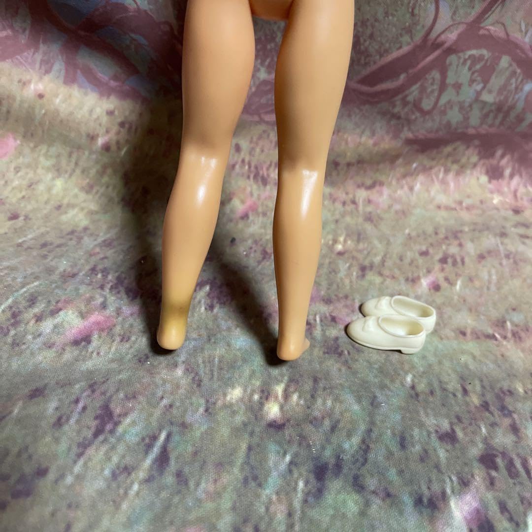 Amazon.co.jp: ポーズンペッパーちゃん人形 : おもちゃ